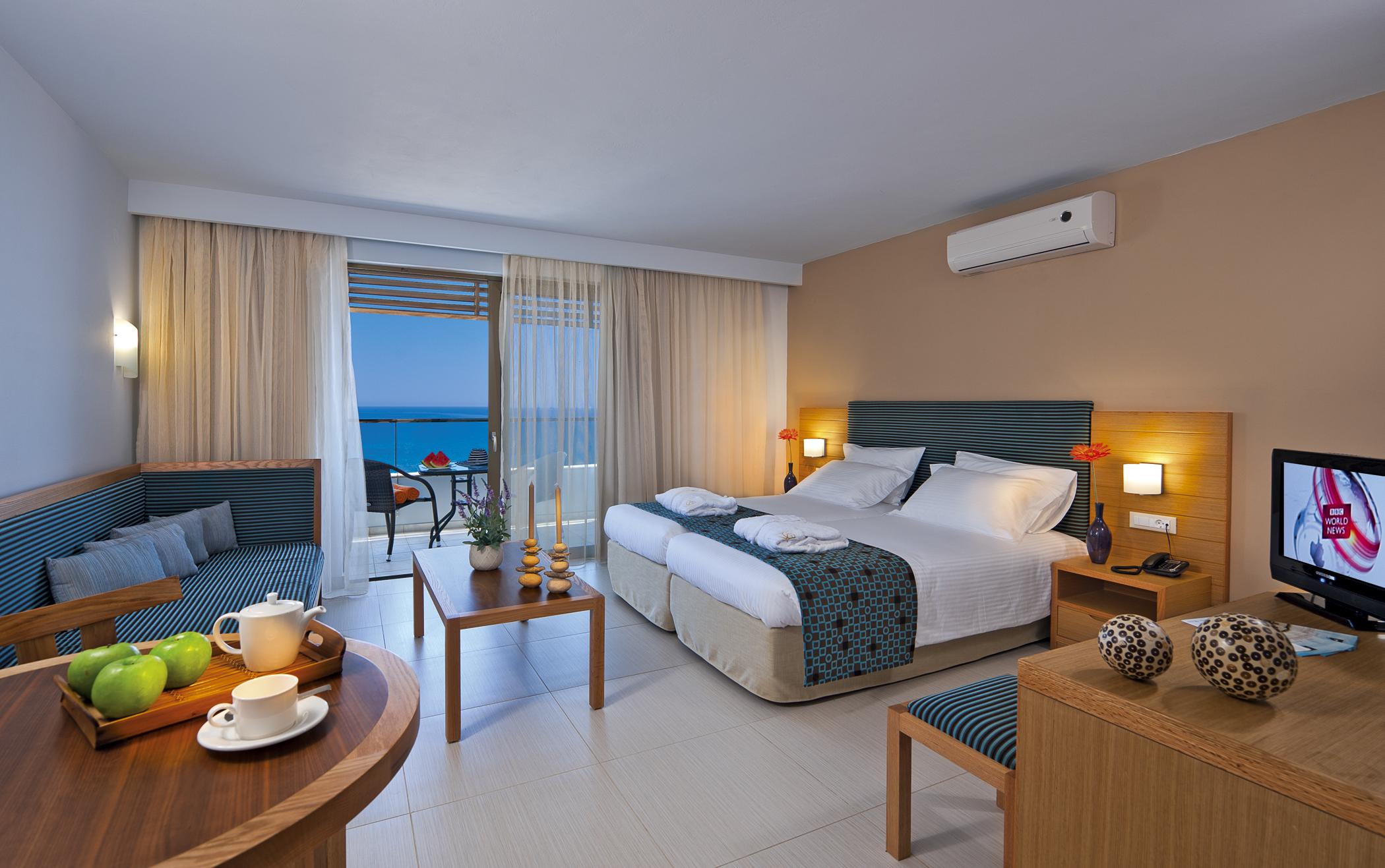 Iolida By Smile Aparthotel Agia Marina (Crete)