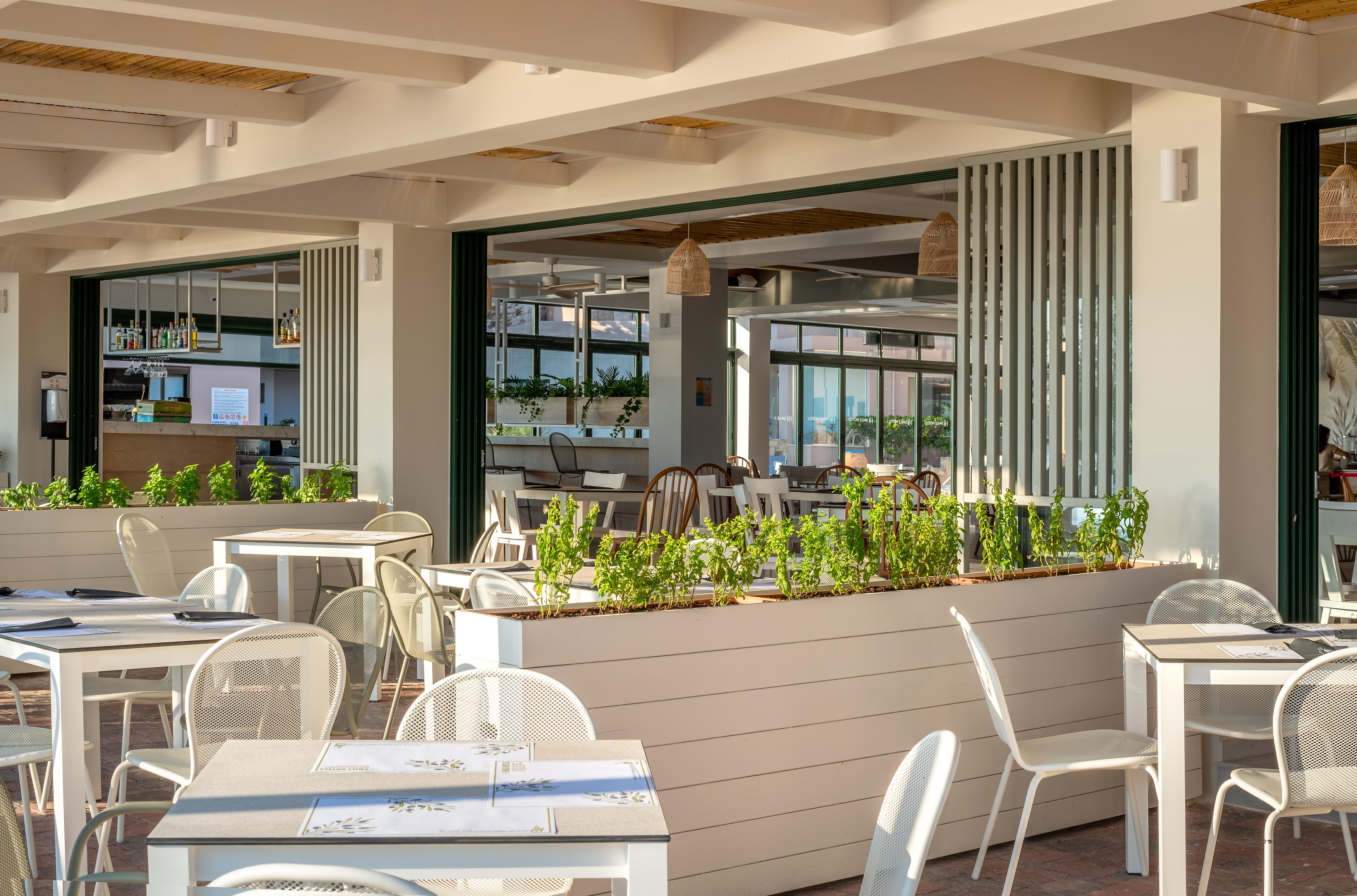 Iolida By Smile Aparthotel Agia Marina (Crete)