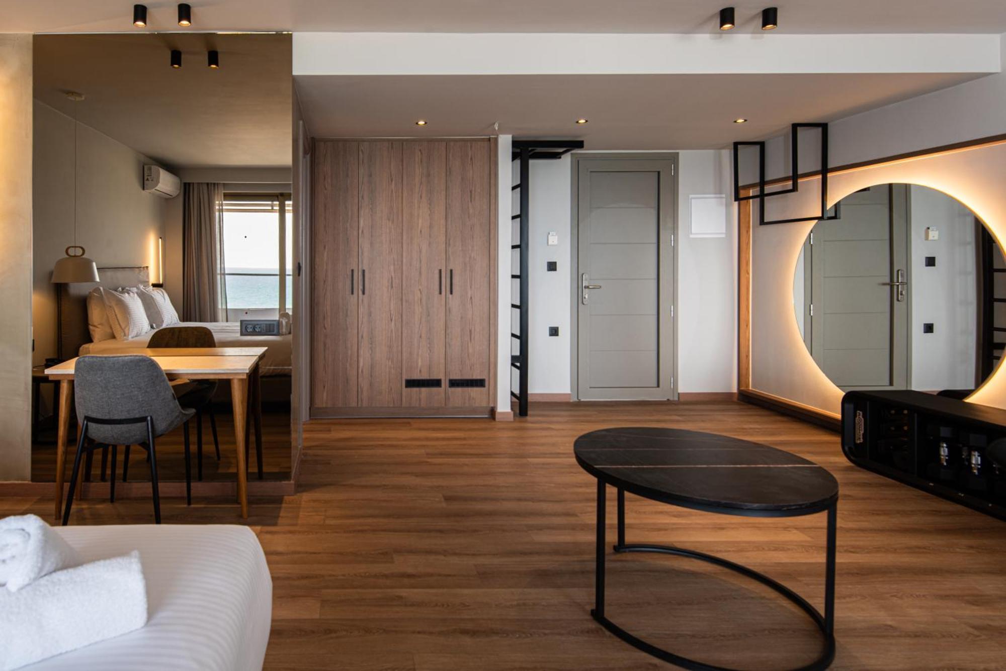 Iolida By Smile Aparthotel Agia Marina (Crete)