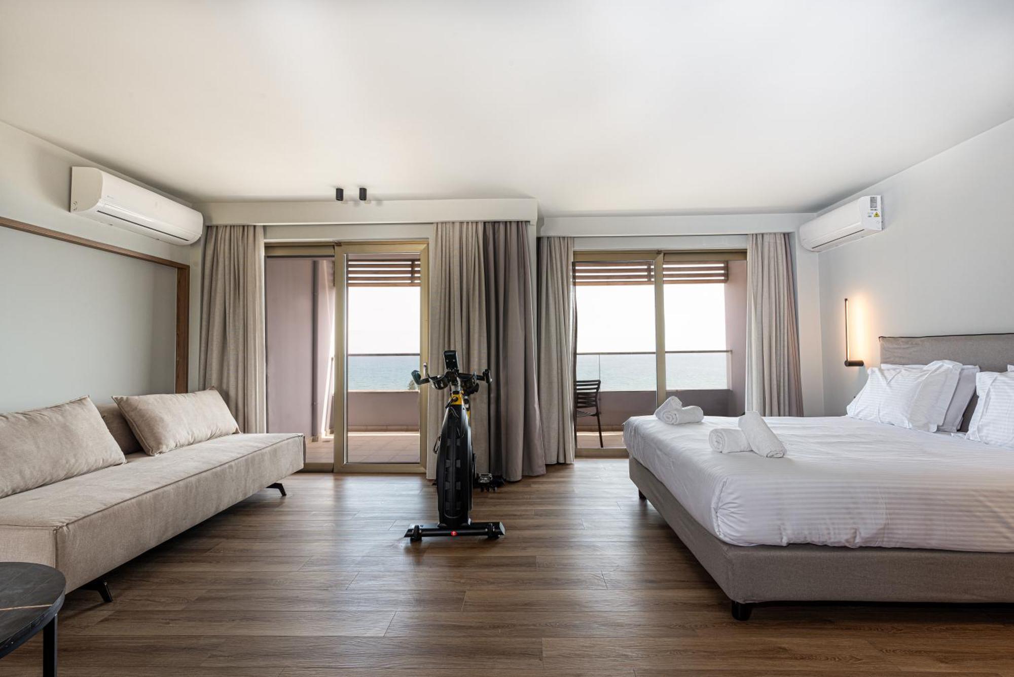 Aparthotel Iolida By Smile Agia Marina (Crete)