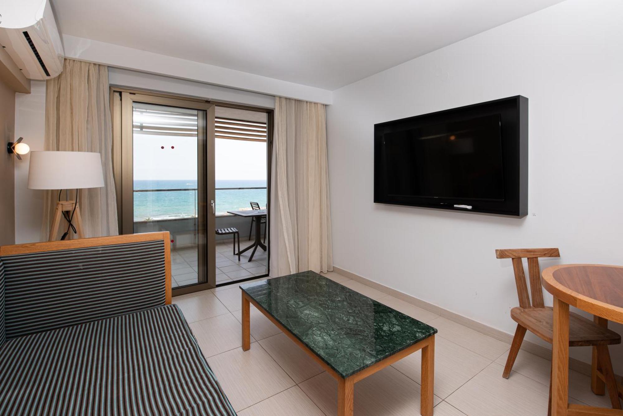 Iolida By Smile Agia Marina (Crete)